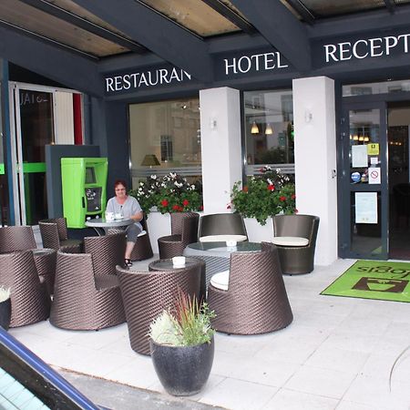 Logis Hotel- Restaurant La Renaissance バカラ エクステリア 写真
